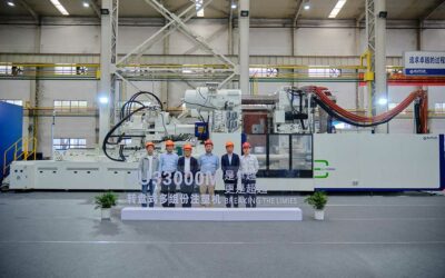 Haitianische JU33000M Mehrkomponenten-Drehtisch-Spritzgießmaschine erfolgreich ausgeliefert