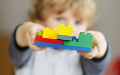 Zhafir steigert die Produktion von grünem Spielzeug