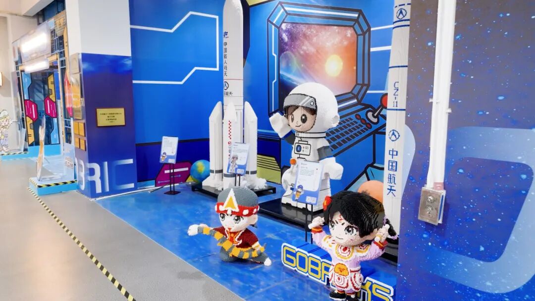 Golds: Precision Behind 10 Billion Building Blocks