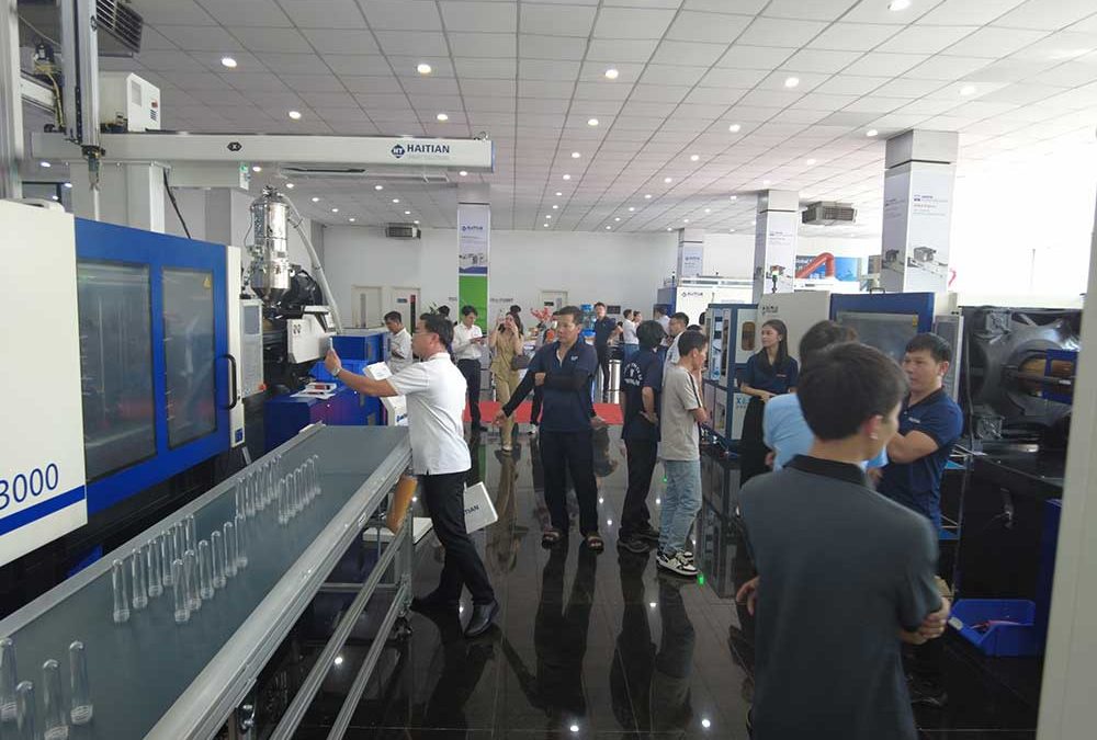 Haitian Vietnam’s PET Industry Application Exhibition Held Successfully